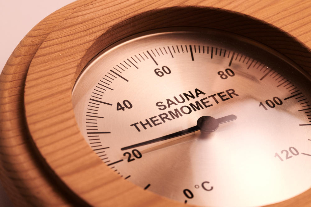 articles/sauna-thermometer-made-of-wood-closeup.jpg